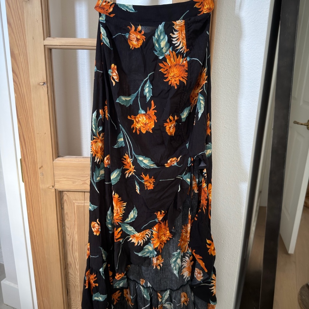 Lizard Thicket Black Maxi Skirt with Orange Floral